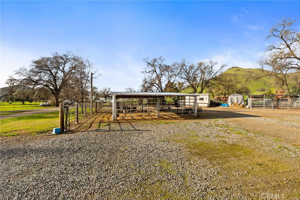 39500 Millwood #C, Woodlake, CA 93286