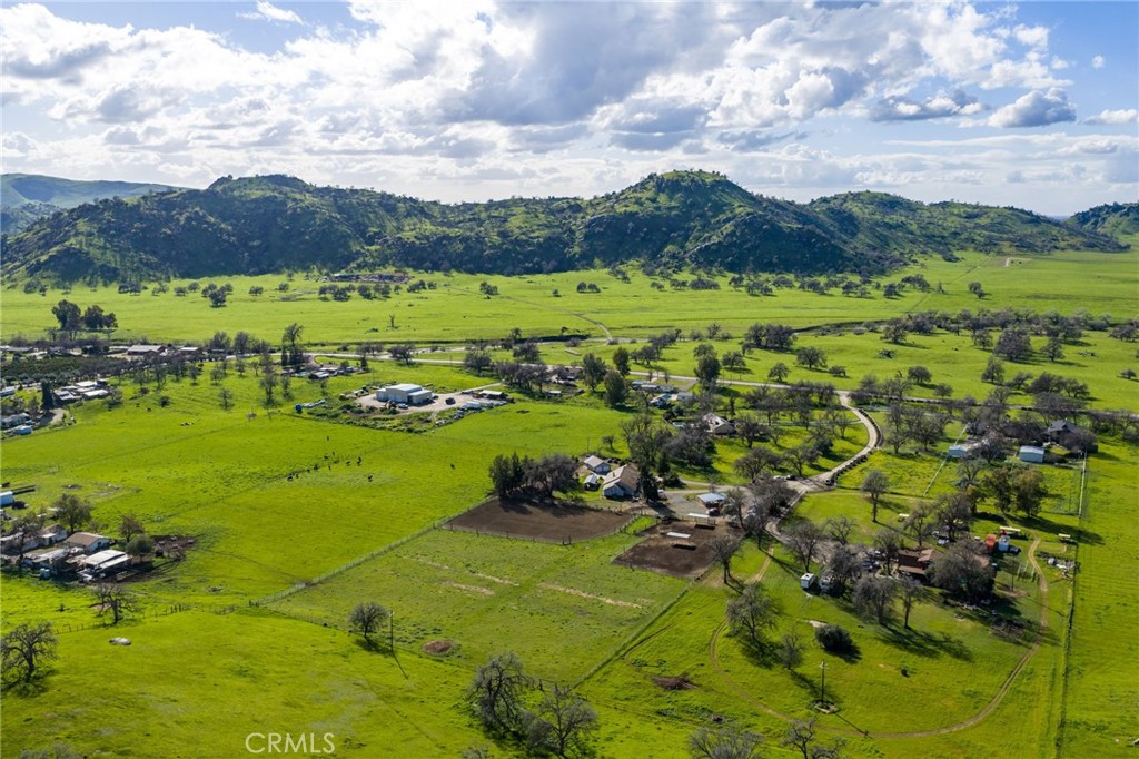 39500 Millwood #C, Woodlake, CA 93286