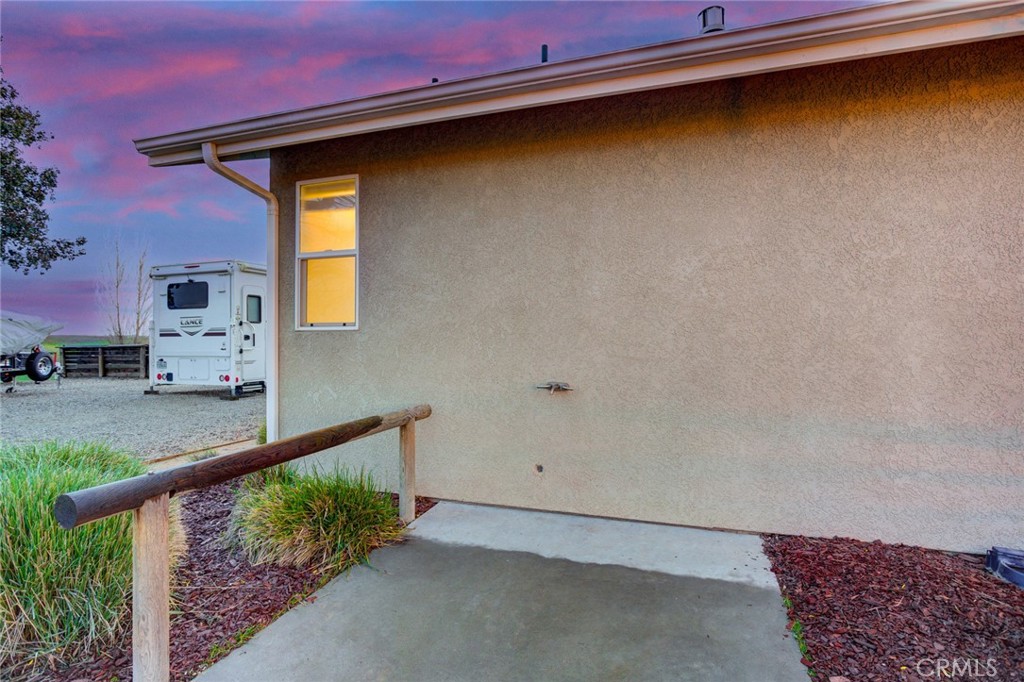 5095 White Tail Place, Paso Robles, CA 93446