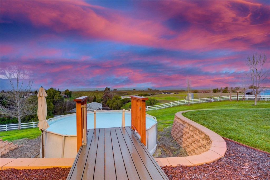 5095 White Tail Place, Paso Robles, CA 93446