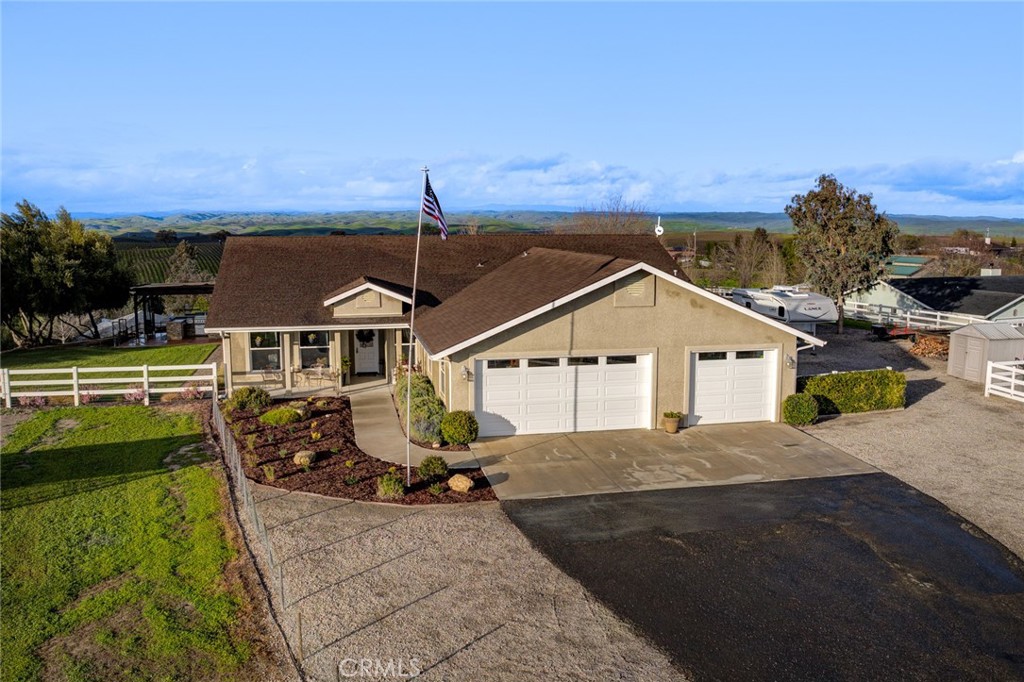 5095 White Tail Place, Paso Robles, CA 93446