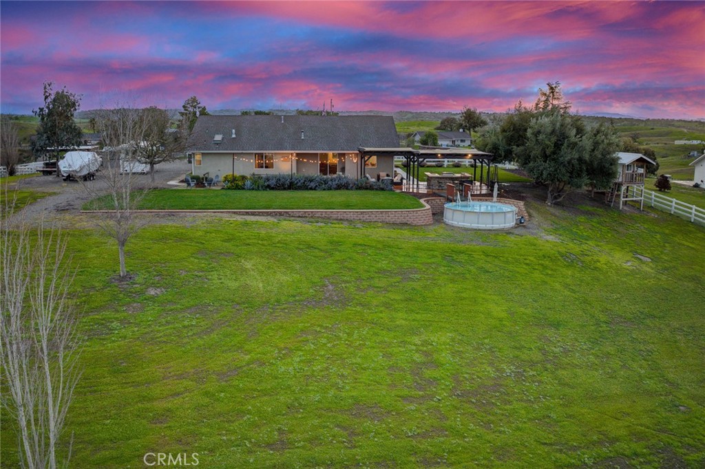 5095 White Tail Place, Paso Robles, CA 93446