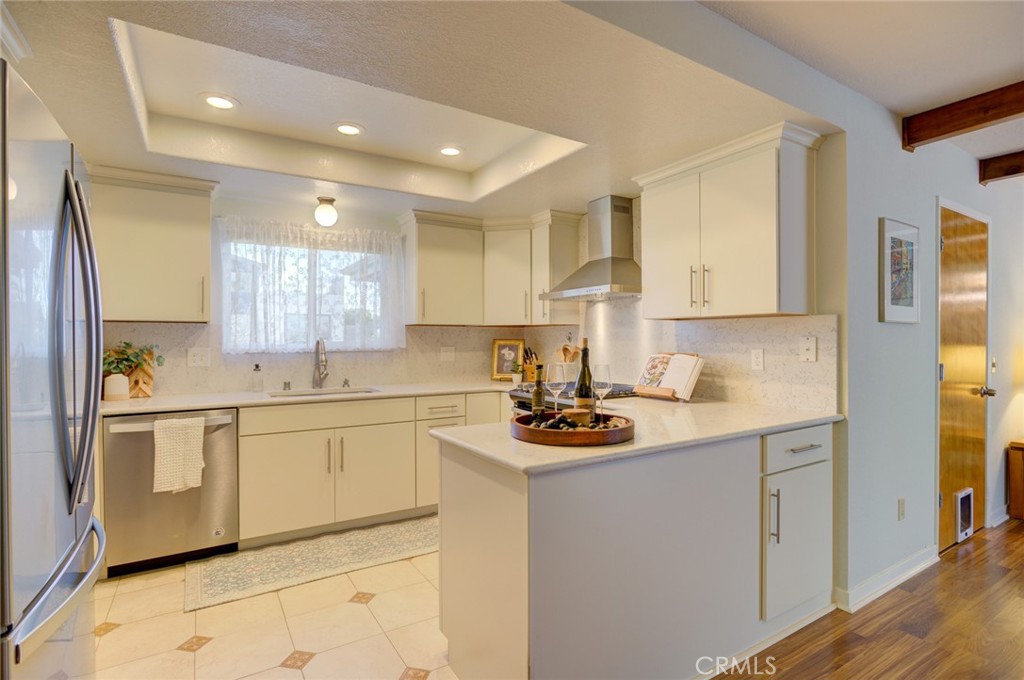 171 Surf St, Pismo Beach, CA 93449