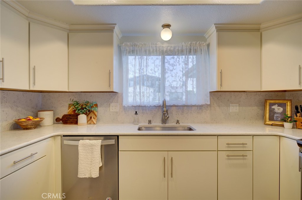 171 Surf St, Pismo Beach, CA 93449