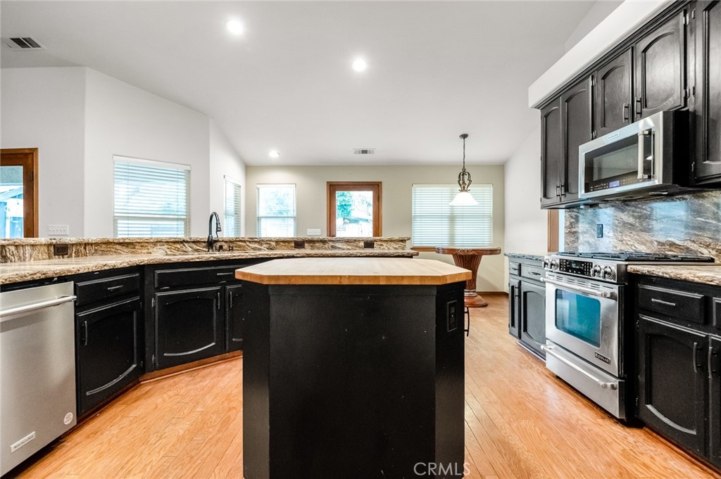 5417 W Buena Vista, Visalia, CA 93291