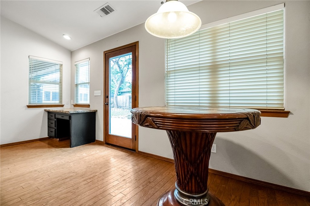 5417 W Buena Vista, Visalia, CA 93291