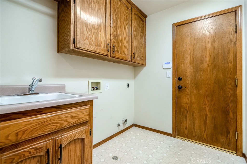 5417 W Buena Vista, Visalia, CA 93291