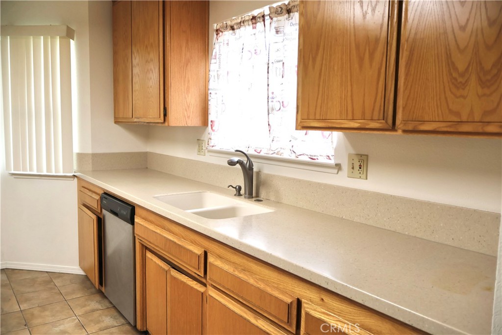 1720 Willowbank Ln, Paso Robles, CA 93446