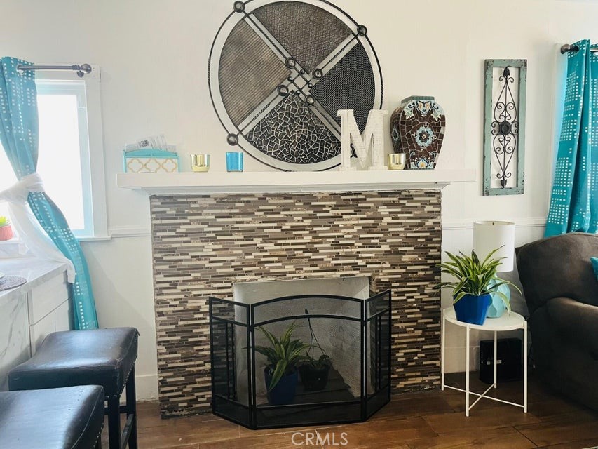 824 N Willis, Visalia, CA 93291