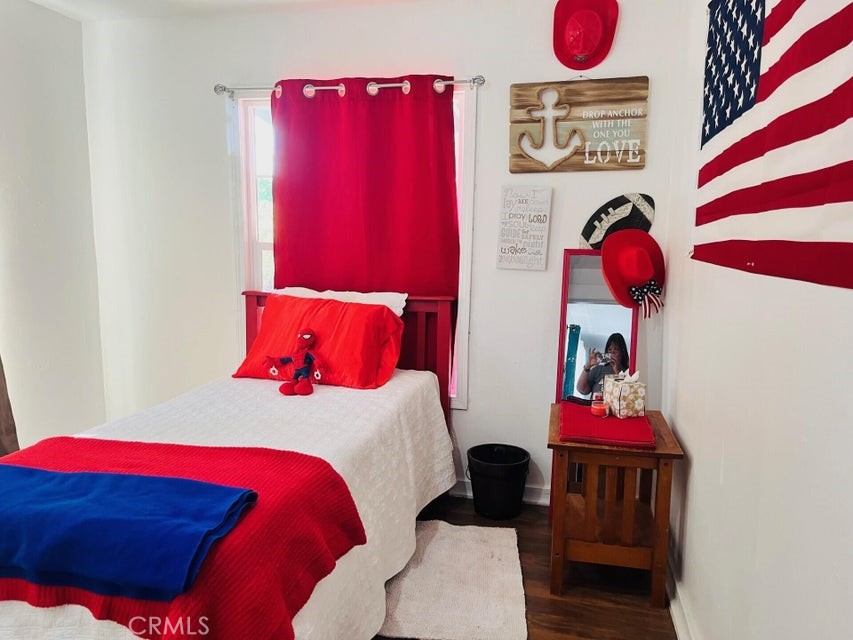 824 N Willis, Visalia, CA 93291