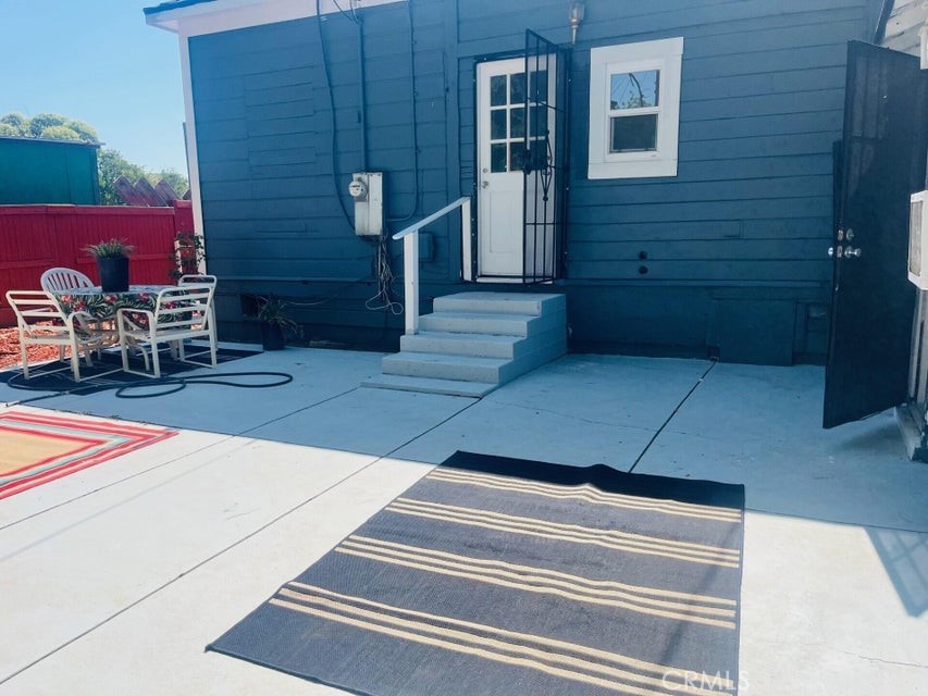 824 N Willis, Visalia, CA 93291