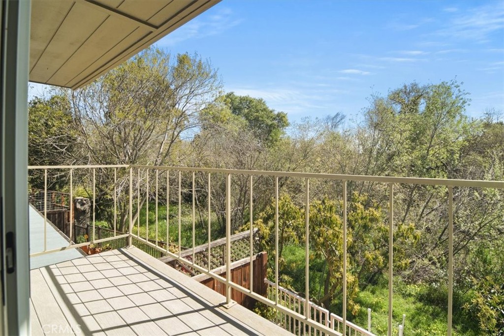 1295 Vista Del Lago, San Luis Obispo, CA 93405