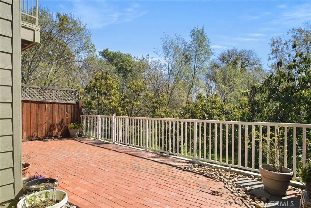 1295 Vista Del Lago, San Luis Obispo, CA 93405