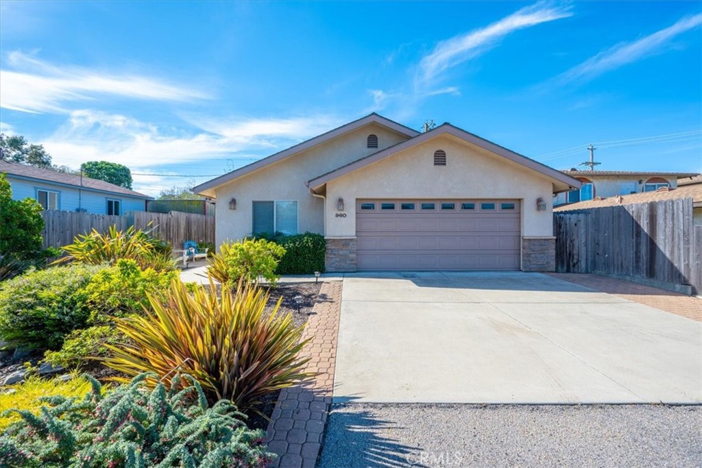 960 Las Tunas, Morro Bay, CA 93442