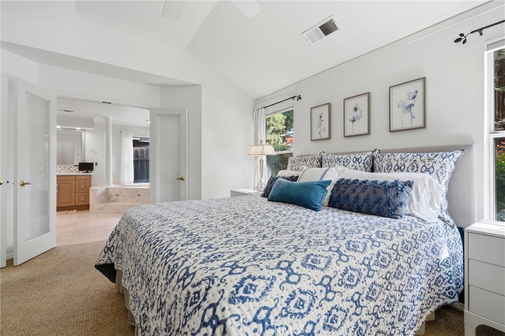 2134 Cottonwood Cir, Visalia, CA 93277