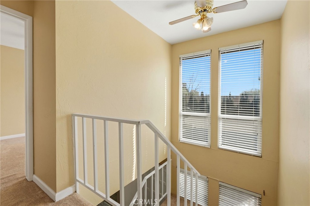 1142 N Gem St, Tulare, CA 93274