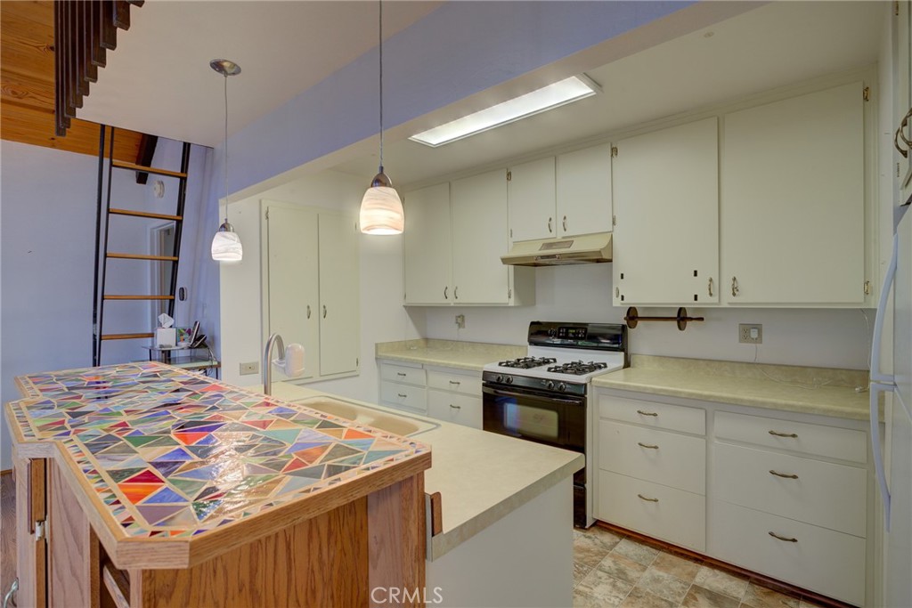 1699 Langton St, Cambria, CA 93428