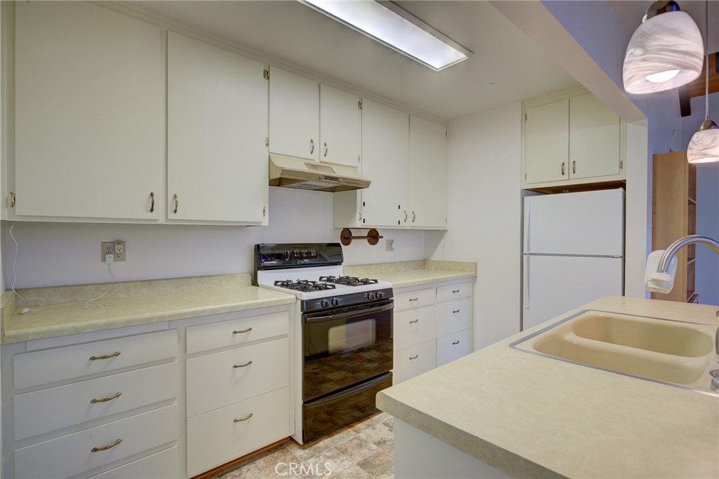 1699 Langton St, Cambria, CA 93428