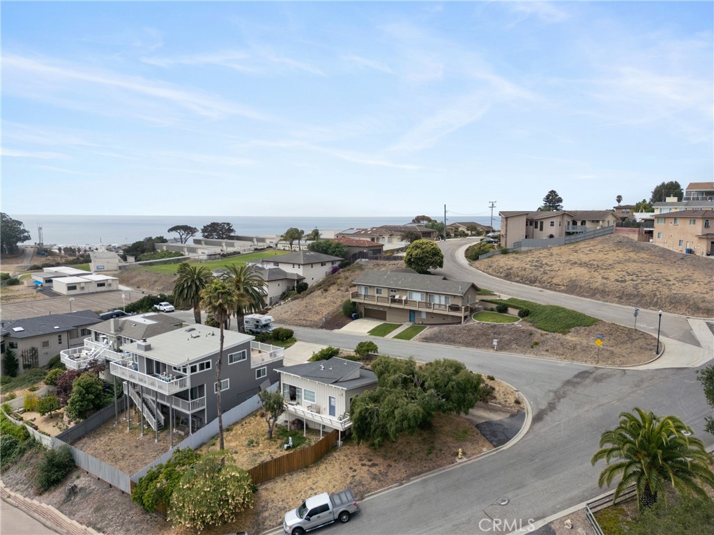 351 Selma St, Pismo Beach, CA 93449