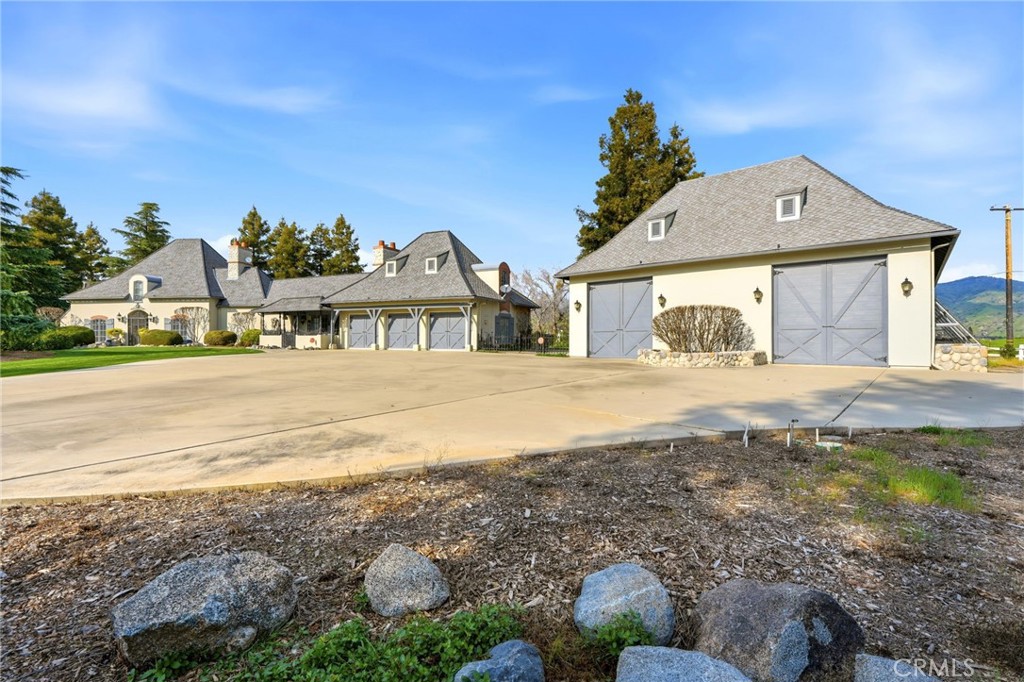 31311 Melanie Ct, Springville, CA 93265