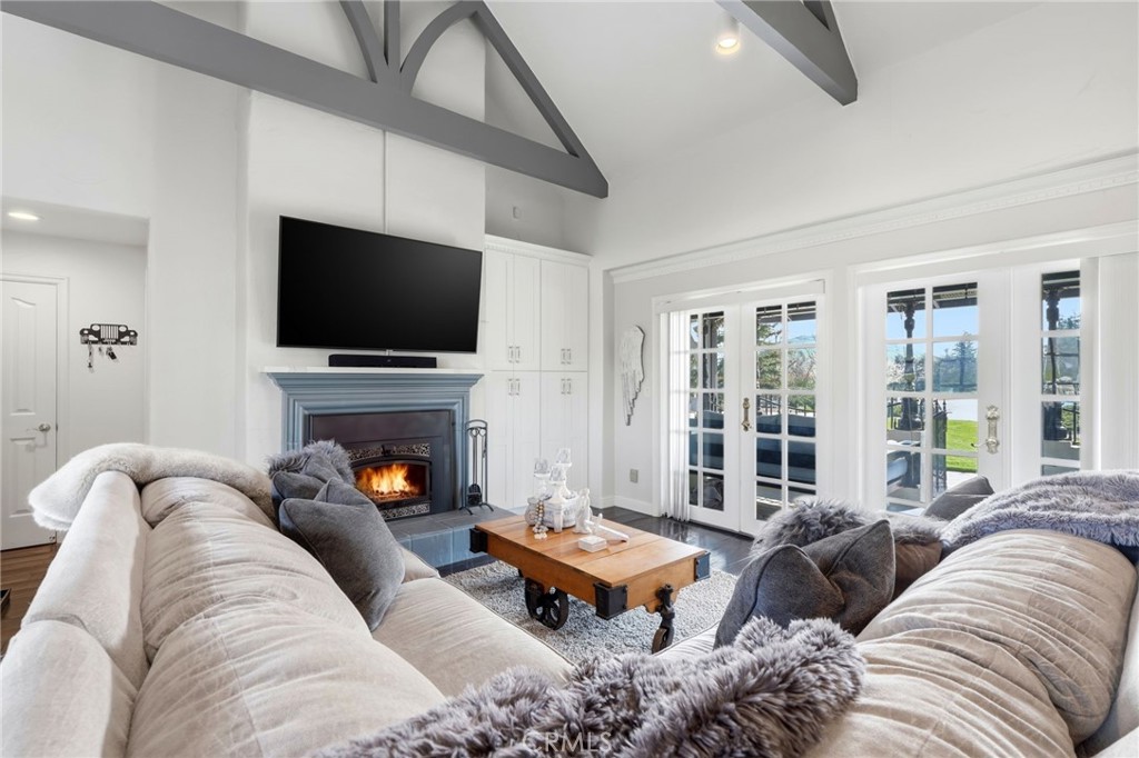 31311 Melanie Ct, Springville, CA 93265