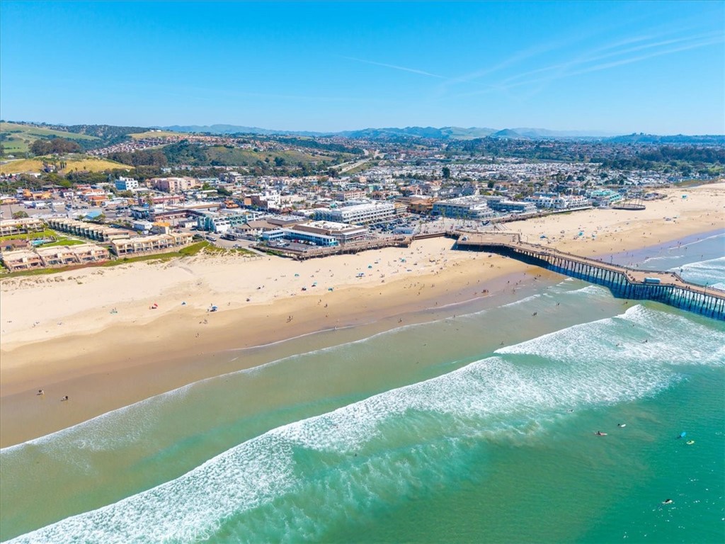 691 Price #202, Pismo Beach, CA 93449