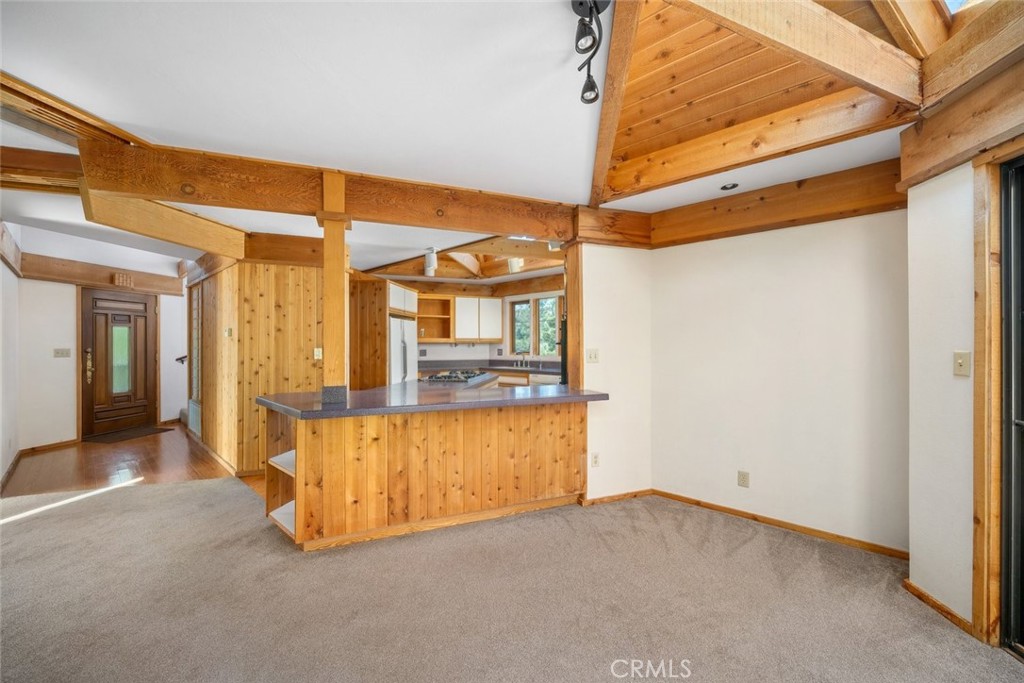 1608 Bradford Rd, Cambria, CA 93428