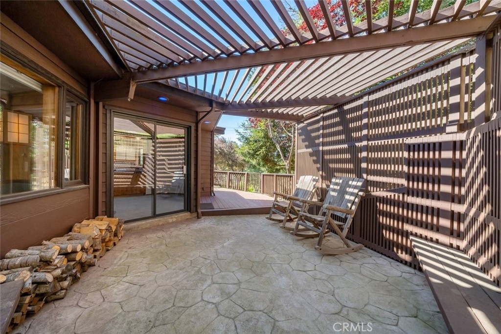 1608 Bradford Rd, Cambria, CA 93428