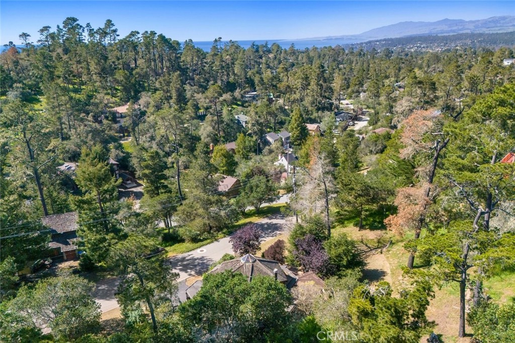 1608 Bradford Rd, Cambria, CA 93428