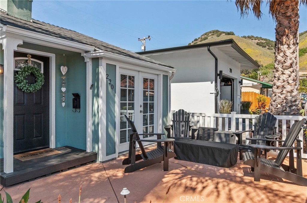 220 Capistrano Ave, Pismo Beach, CA 93449