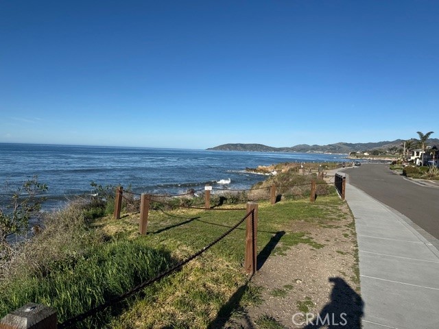 220 Capistrano Ave, Pismo Beach, CA 93449
