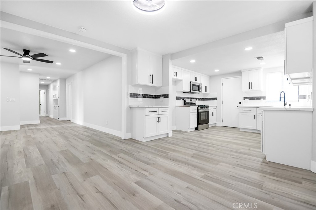 1828 S Hillcrest, Visalia, CA 93292