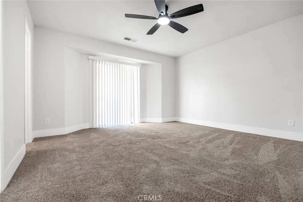 1828 S Hillcrest, Visalia, CA 93292