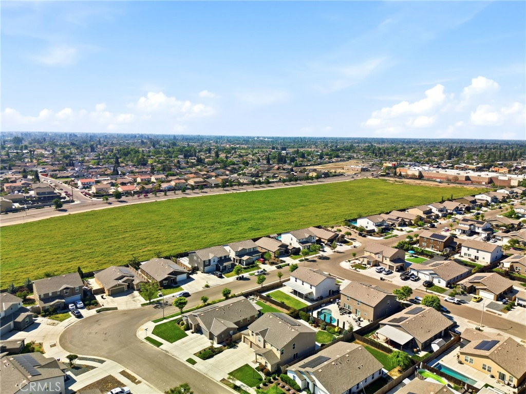 3317 N Clay, Visalia, CA 93291