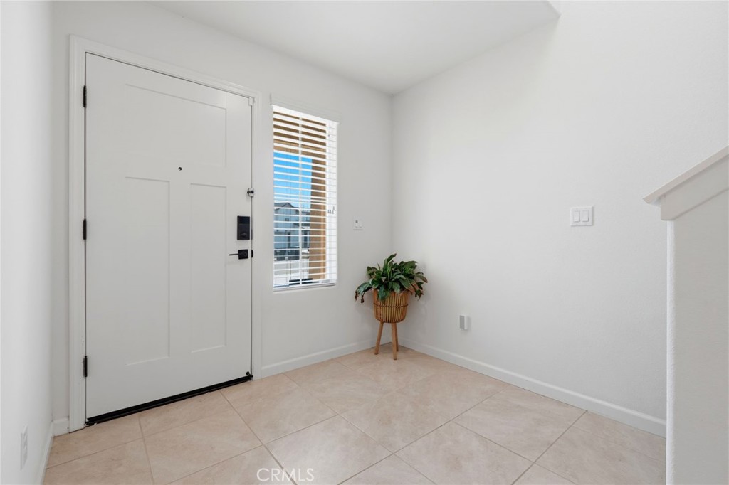 3317 N Clay, Visalia, CA 93291