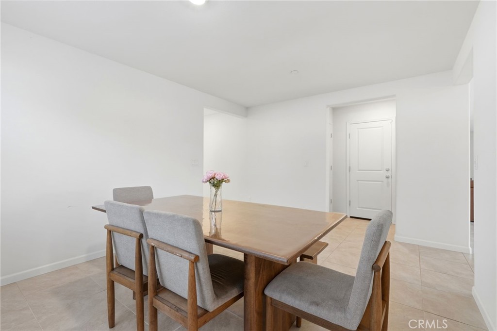 3317 N Clay, Visalia, CA 93291