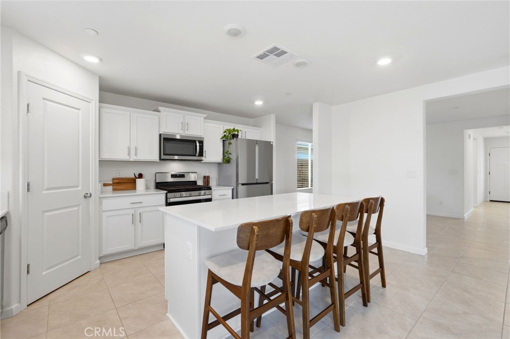 3317 N Clay, Visalia, CA 93291