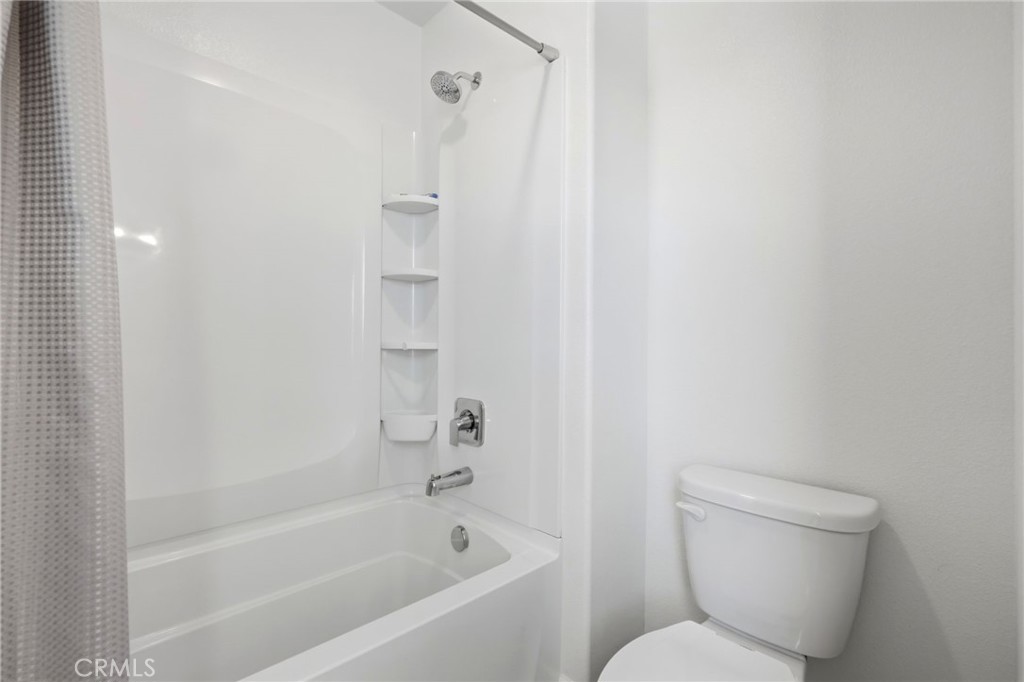 3317 N Clay, Visalia, CA 93291