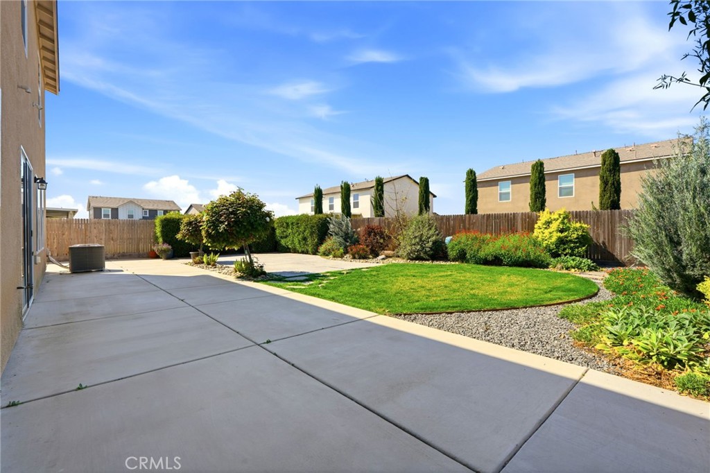 3317 N Clay, Visalia, CA 93291