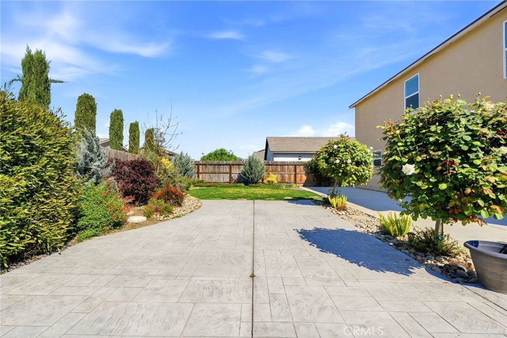 3317 N Clay, Visalia, CA 93291