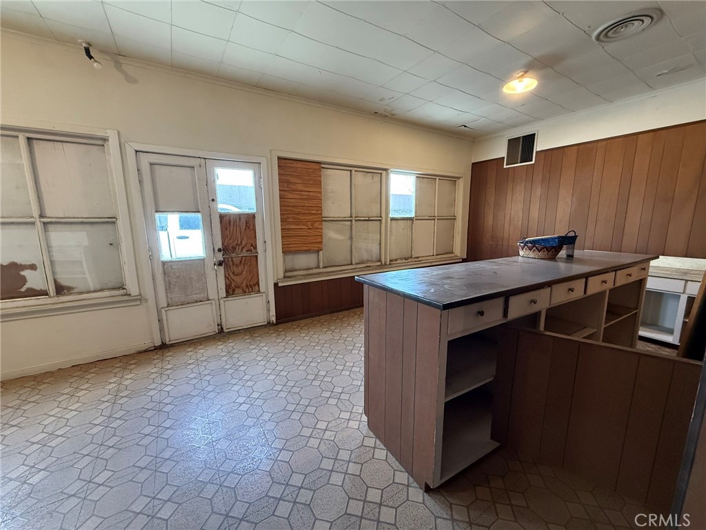 200 S D, Exeter, CA 93221