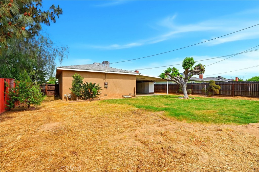 1123 E Washington Ave, Reedley, CA 93654