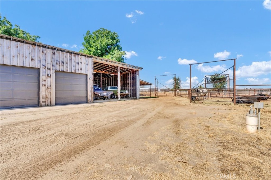 34811 Road 132, Visalia, CA 93292