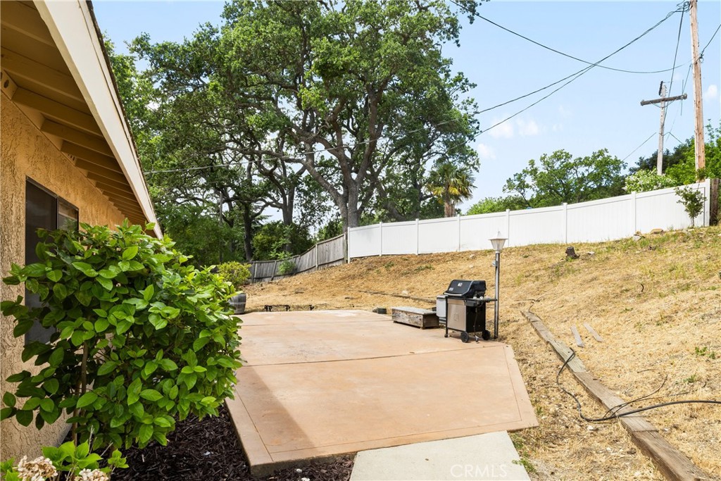 6055 Flores, Atascadero, CA 93422