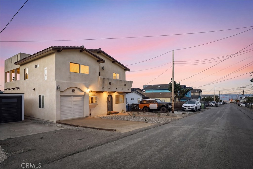 482 Yerba Buena St, Morro Bay, CA 93442