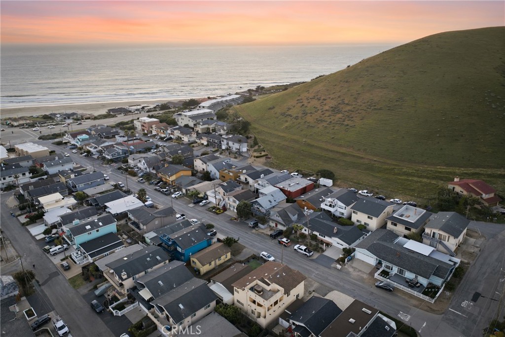 482 Yerba Buena St, Morro Bay, CA 93442