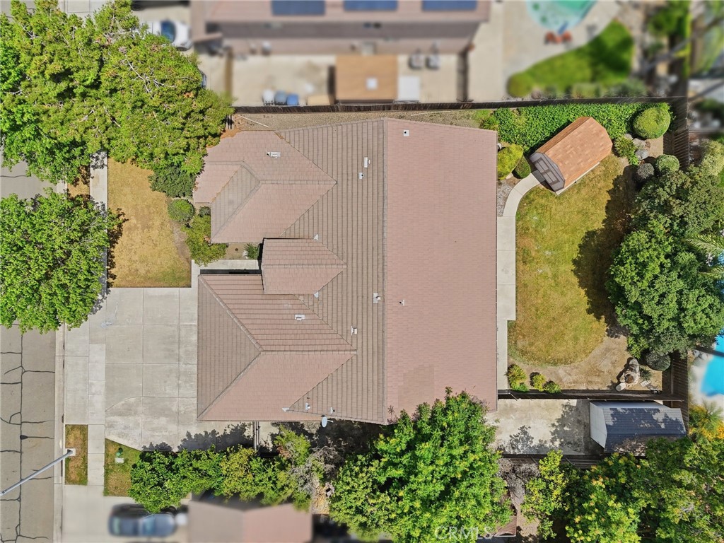 6111 W Pryor Ct, Visalia, CA 93277