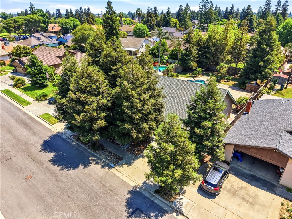 247 E Kennedy, Tulare, CA 93274