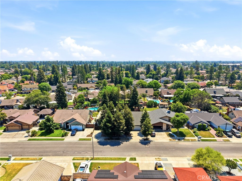 247 E Kennedy, Tulare, CA 93274