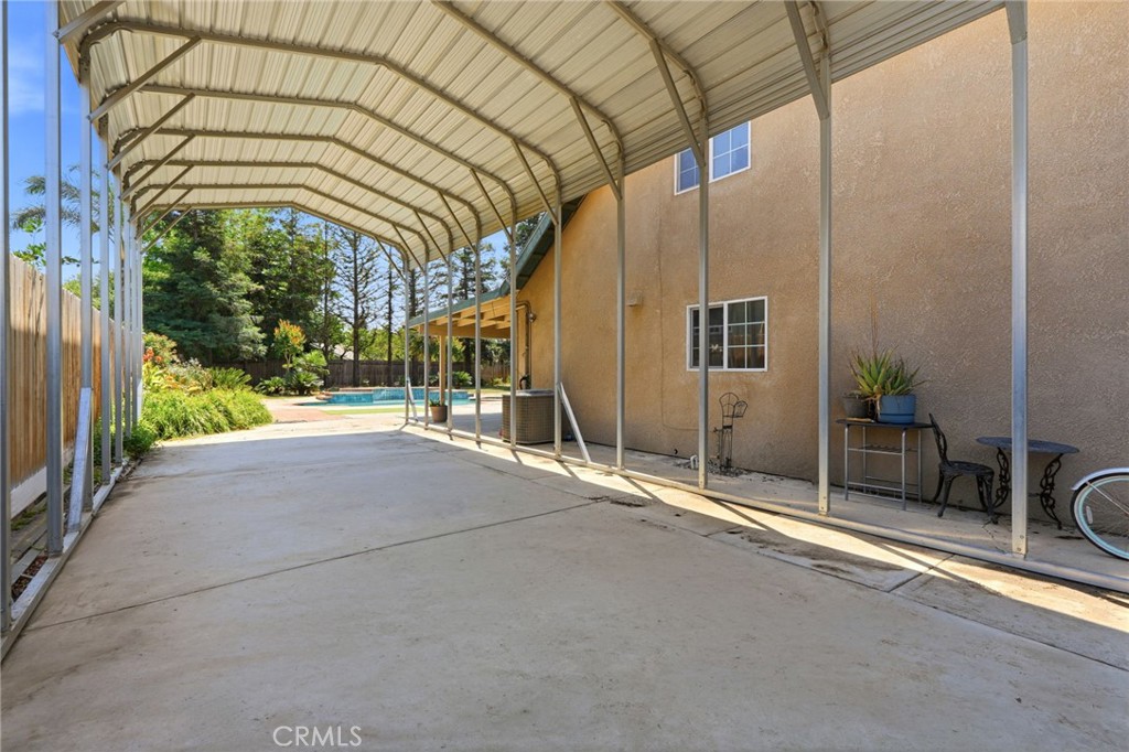 247 E Kennedy, Tulare, CA 93274
